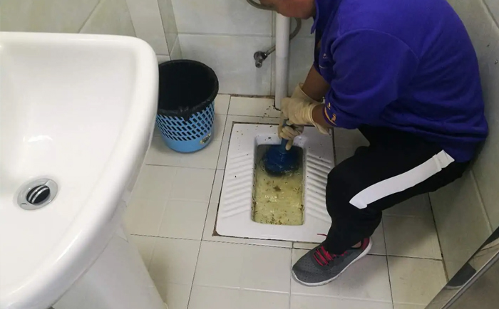 乐业疏通蹲坑